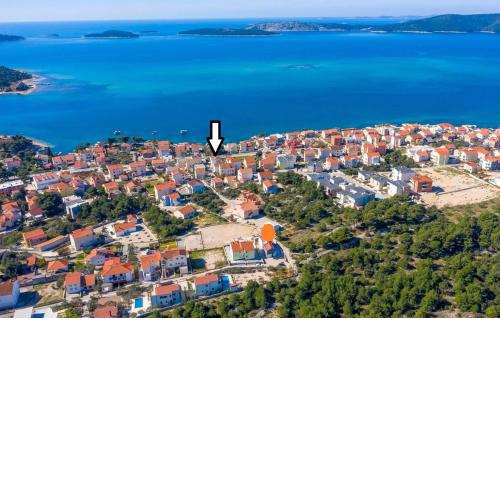 Apartments Brodarica Beach With Balcony Seaview