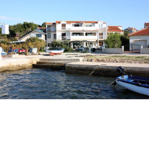 Apartments by the sea Brodarica, Sibenik - 4217