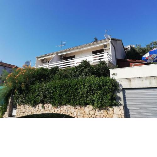 Apartments by the sea Mavarstica, Ciovo - 2043