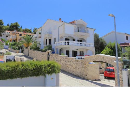 Apartments by the sea Okrug Gornji, Ciovo - 8625