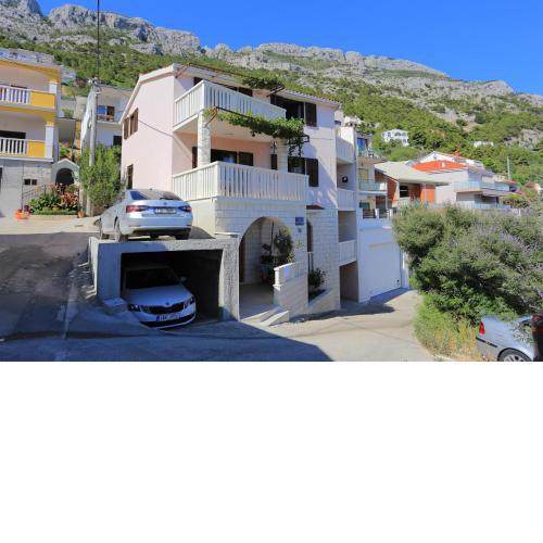 Apartments by the sea Pisak, Omis - 7521