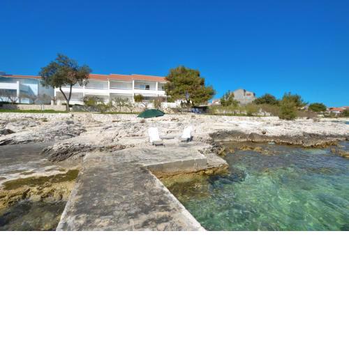 Apartments by the sea Rogoznica - 15249