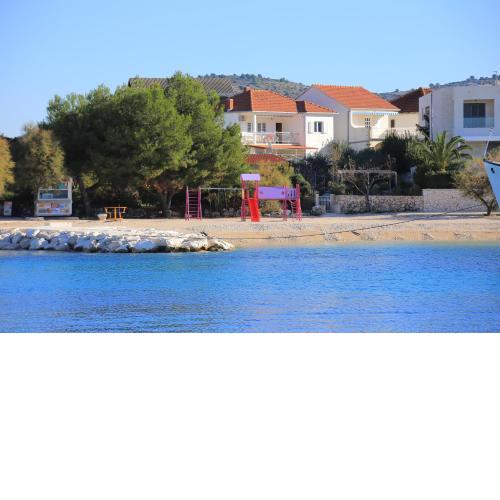 Apartments by the sea Rogoznica - 16216
