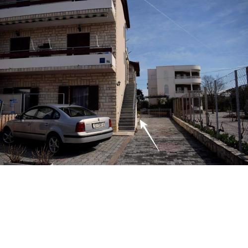 Apartments by the sea Rogoznica - 20158