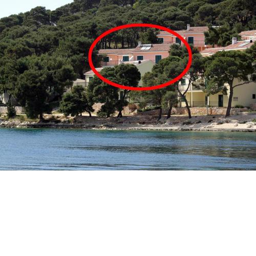 Apartments by the sea Rogoznica - 3200