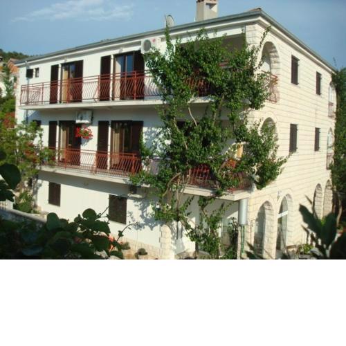 Apartments by the sea Trogir - 15237