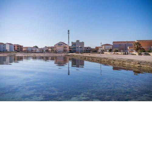 Apartments by the sea Vir - 19221