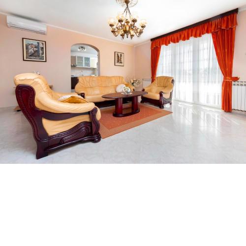 Apartments Divna
