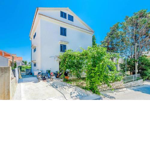 Apartments Goga