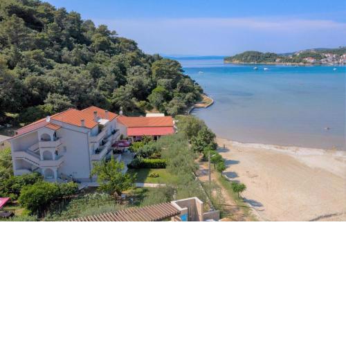 Apartments Halovic