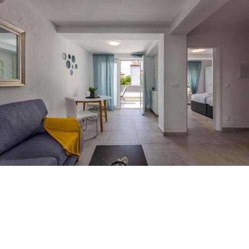 Apartments in Crikvenica 44014