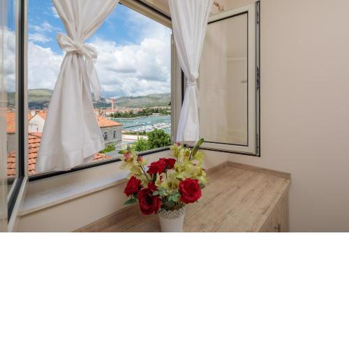 Apartments in Trogir 41607