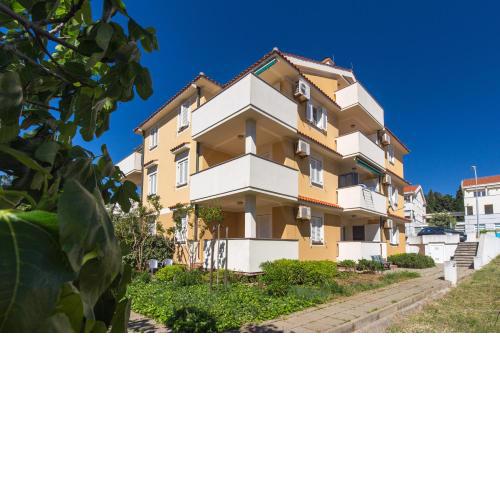 Apartments Isabela Punat by El-Pi Tours