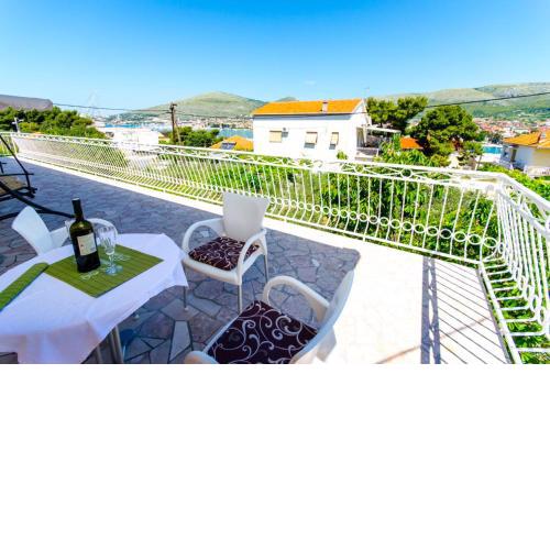 Apartments Ivana