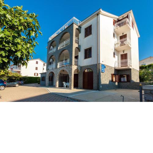 Apartments Ivo