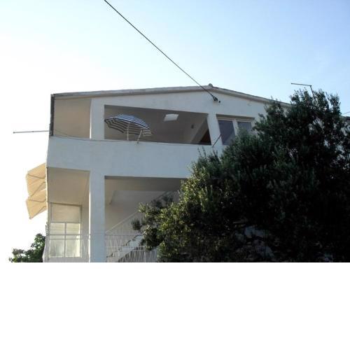 Apartments Maestral