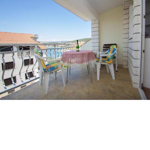Apartments Mare