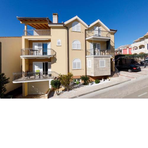 Apartments Matea