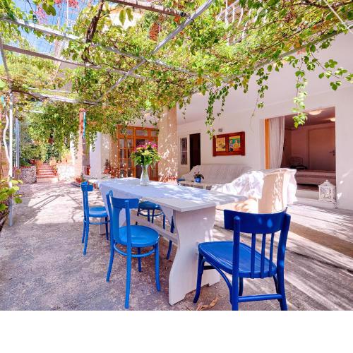 Apartments Mediteraneo