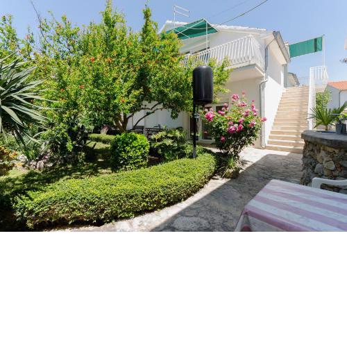 Apartments Mirjana Blue Beach