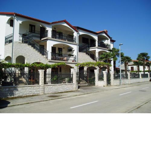Apartments Modrušan