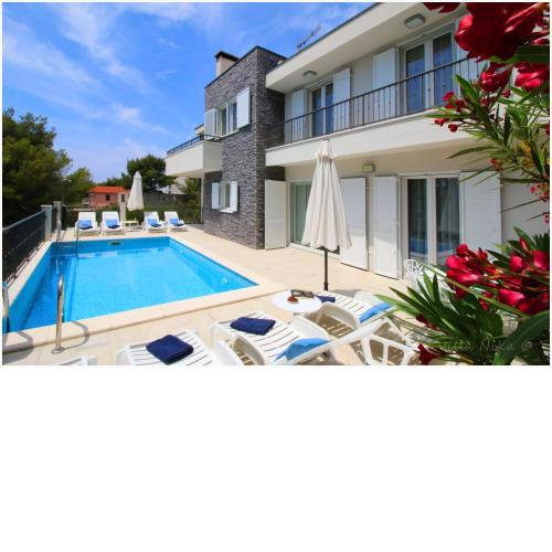 Apartments Nika
