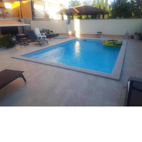 Apartments Residence V
