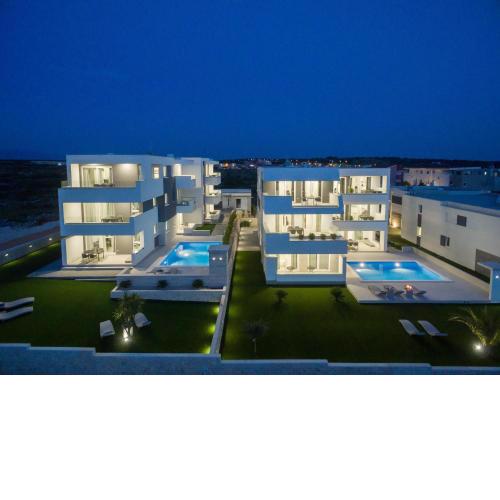 Apartments & Rooms Pool Villas Maris B