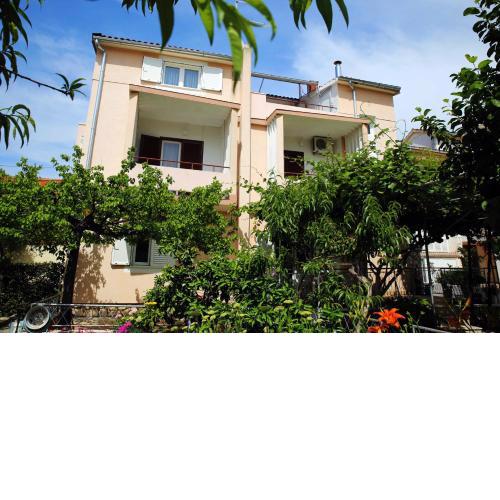 Apartments & Rooms Samohod