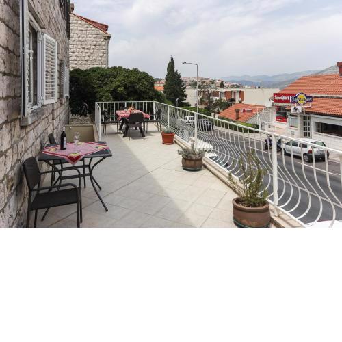 Apartments Sisic