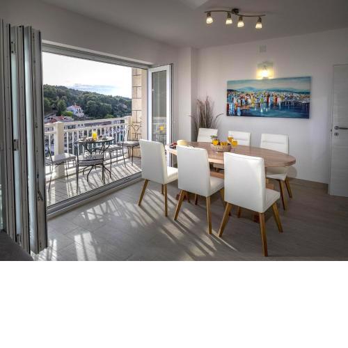 Apartments Snjezana