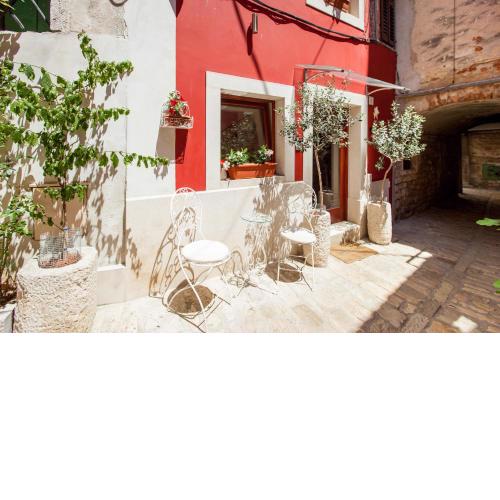 Apartments Villa Markiz