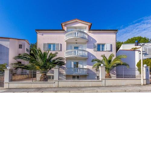 Apartments Villa Ori