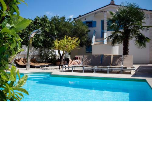 Apartments Villa Pina