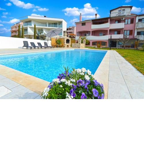 Apartments Violete 742