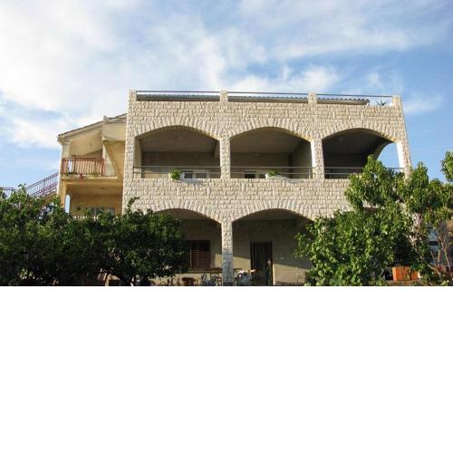 Apartments with a parking space Grebastica, Sibenik - 13860