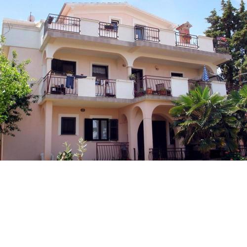 Apartments with a parking space Malinska, Krk - 19269