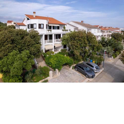 Apartments with a parking space Mandre, Pag - 522