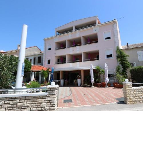 Apartments with a parking space Novalja, Pag - 6432