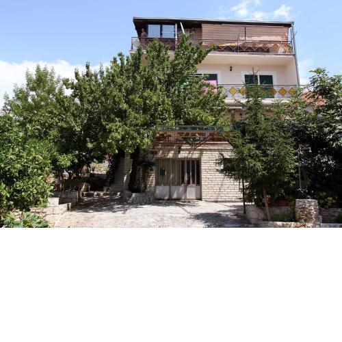 Apartments with a parking space Okrug Gornji, Ciovo - 12077