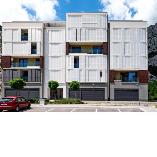 Apartments with a parking space Omis - 17677