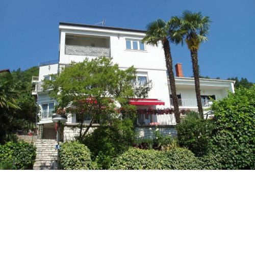 Apartments with a parking space Opatija - 9655