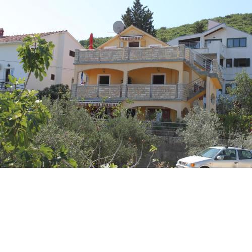 Apartments with a parking space Preko, Ugljan - 8428