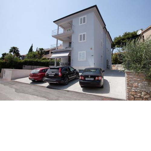 Apartments with a parking space Rovinj - 3393