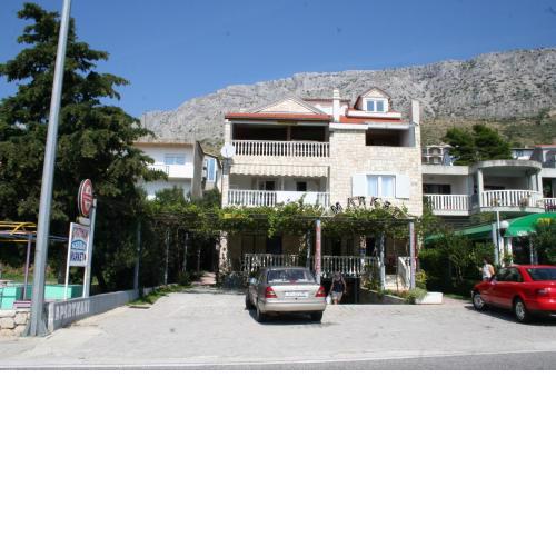 Apartments with a parking space Stanici, Omis - 2819