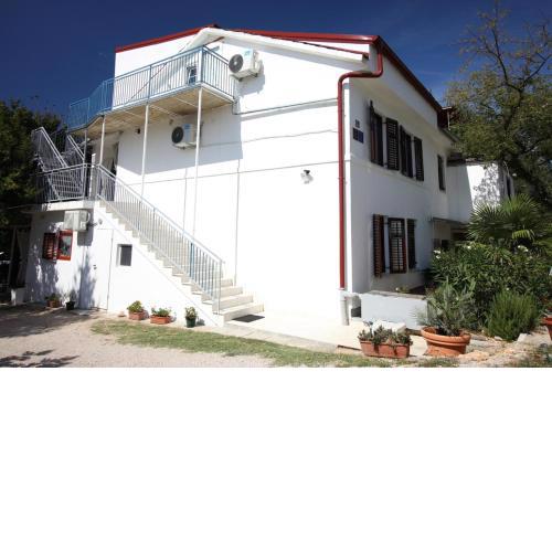 Apartments with a parking space Sveti Vid, Krk - 18139