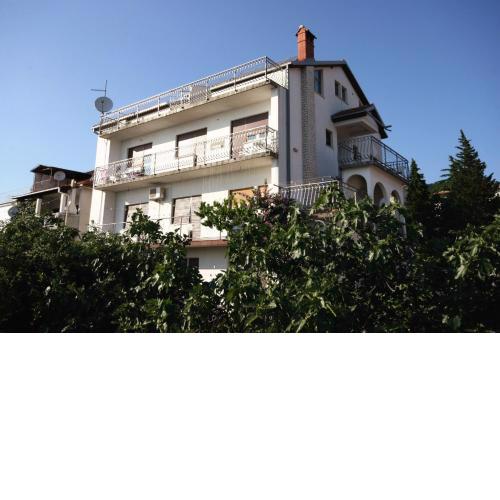 Apartments with WiFi Crikvenica - 5555