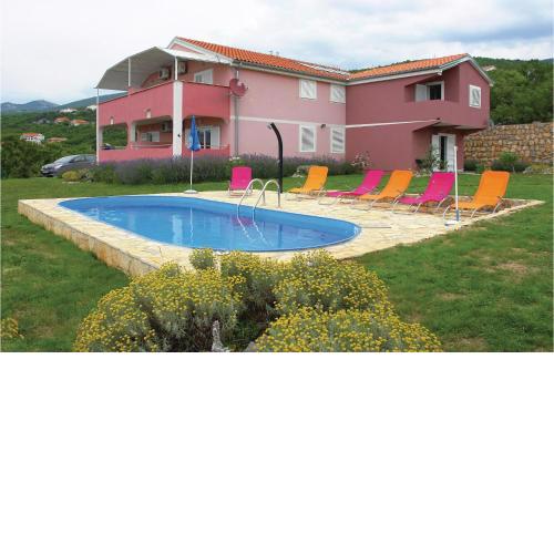 Awesome Apartment In Klenovica With Wifi