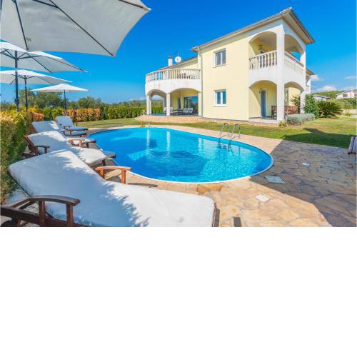 Awesome Home In Turanj