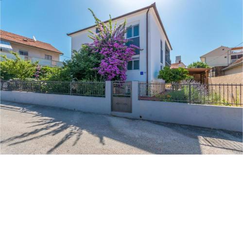 Awesome Home In Zadar With Wifi
